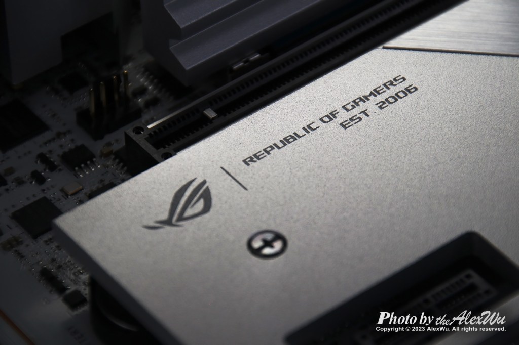 一元復始萬象更新：ROG MAXIMUS Z790 APEX BIOS&nbsp;0812